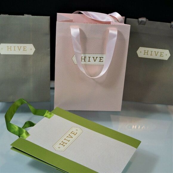 Hive Boutique Store West Palm Beach Florida Totes 4 Paper Gift Bags Rope Handle - Picture 2 of 9